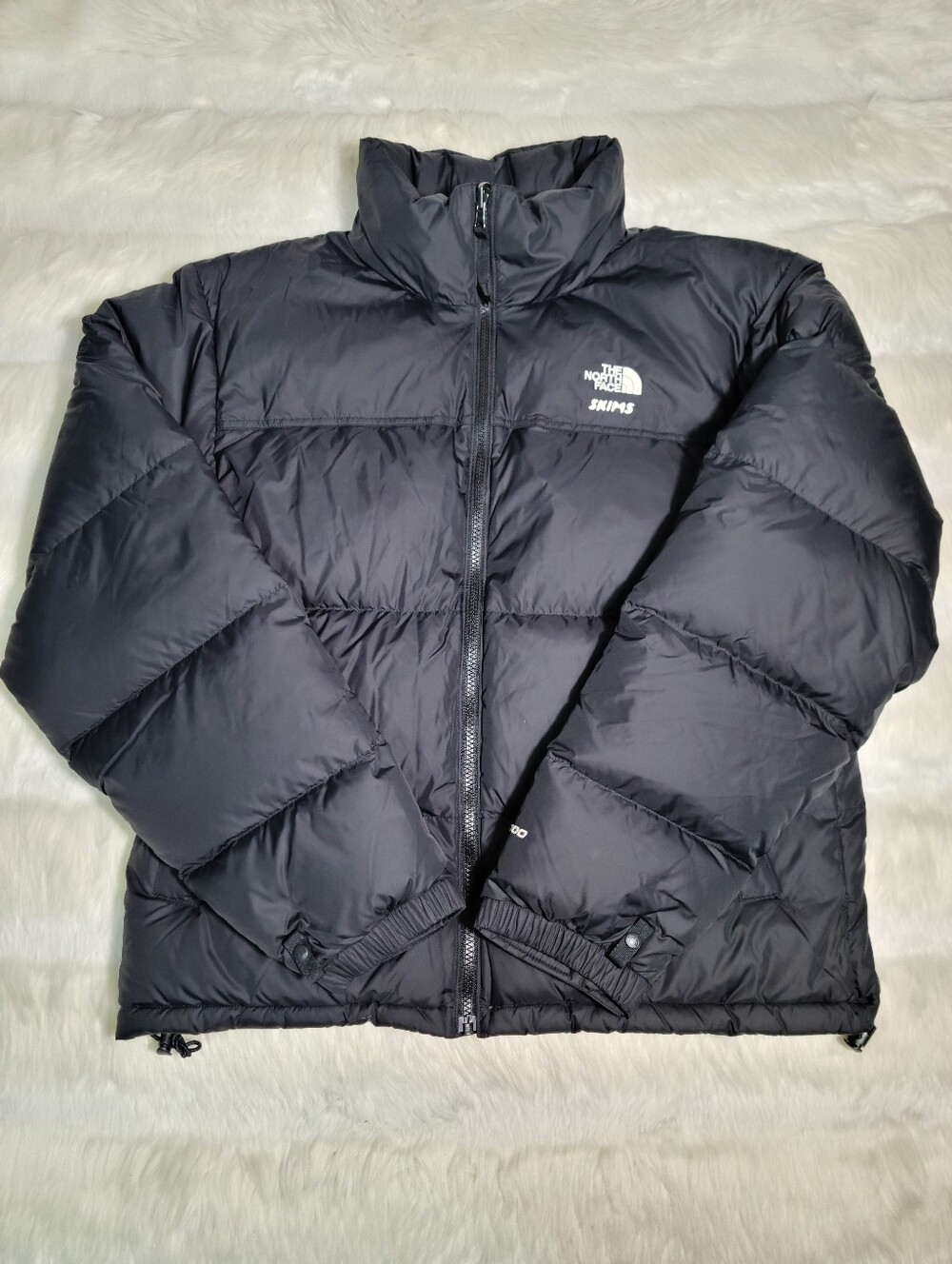 The North Face TNF x SKIMS 1996 Retro Nuptse Jacket Black Onyx Women Small NEW